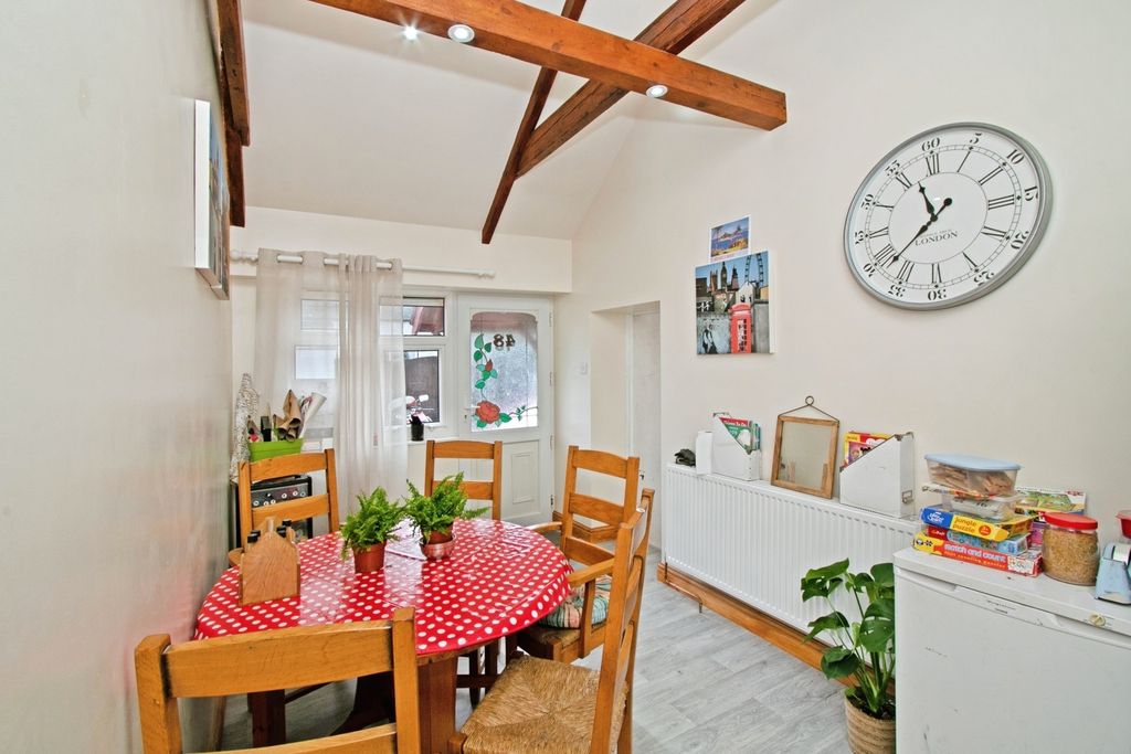 Property photo 3 of 18 Photo