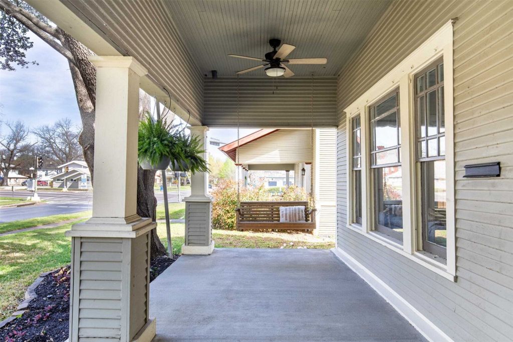 Property photo 2 of 30 <Alttext/>