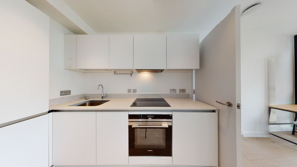 Property photo 2 of 16 Kitchen