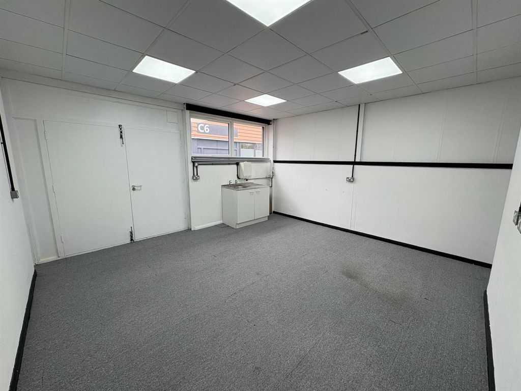 Property photo 3 of 6 New.Jpg