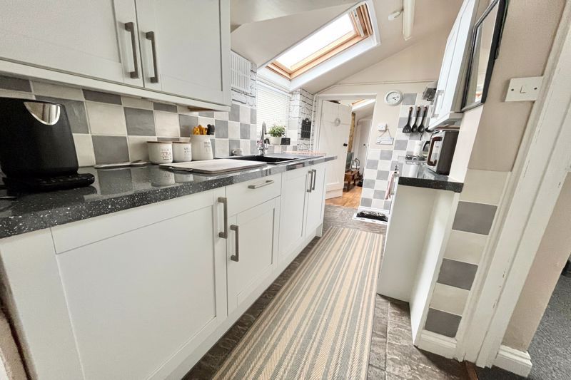 Property photo 3 of 13 Photo 2