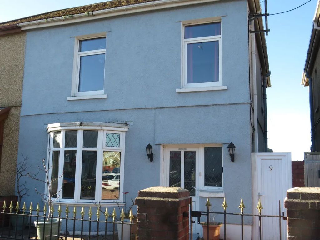 Property photo 1 of 34