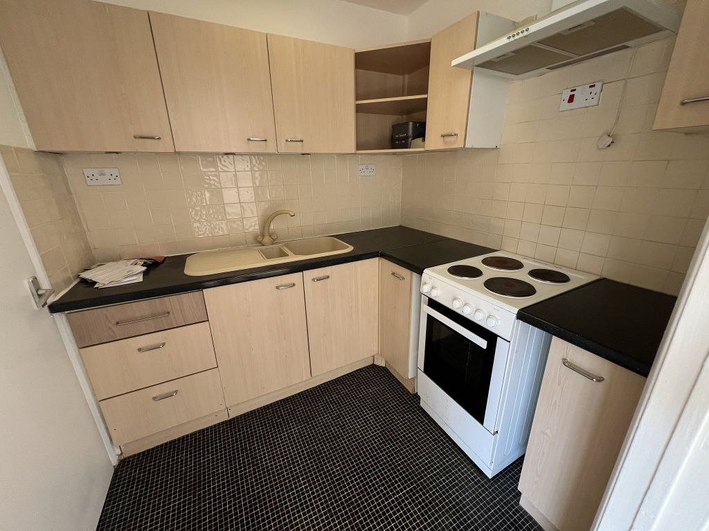 Property photo 3 of 6 Img_3757