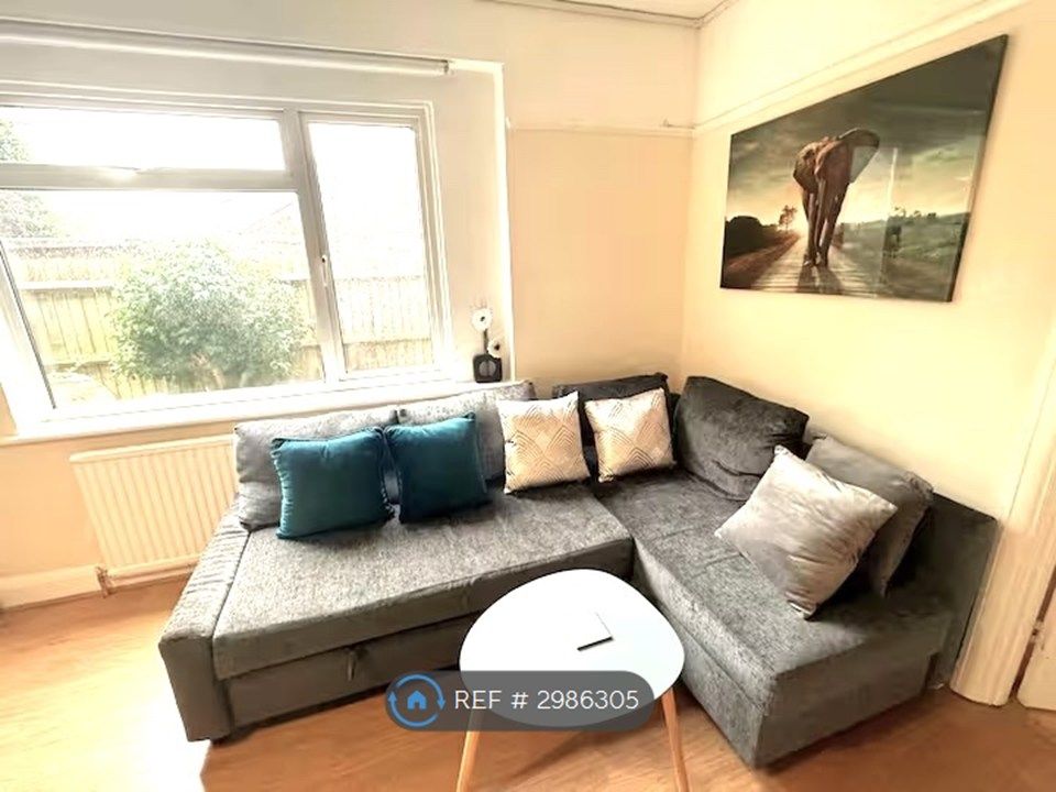 Property photo 3 of 22
