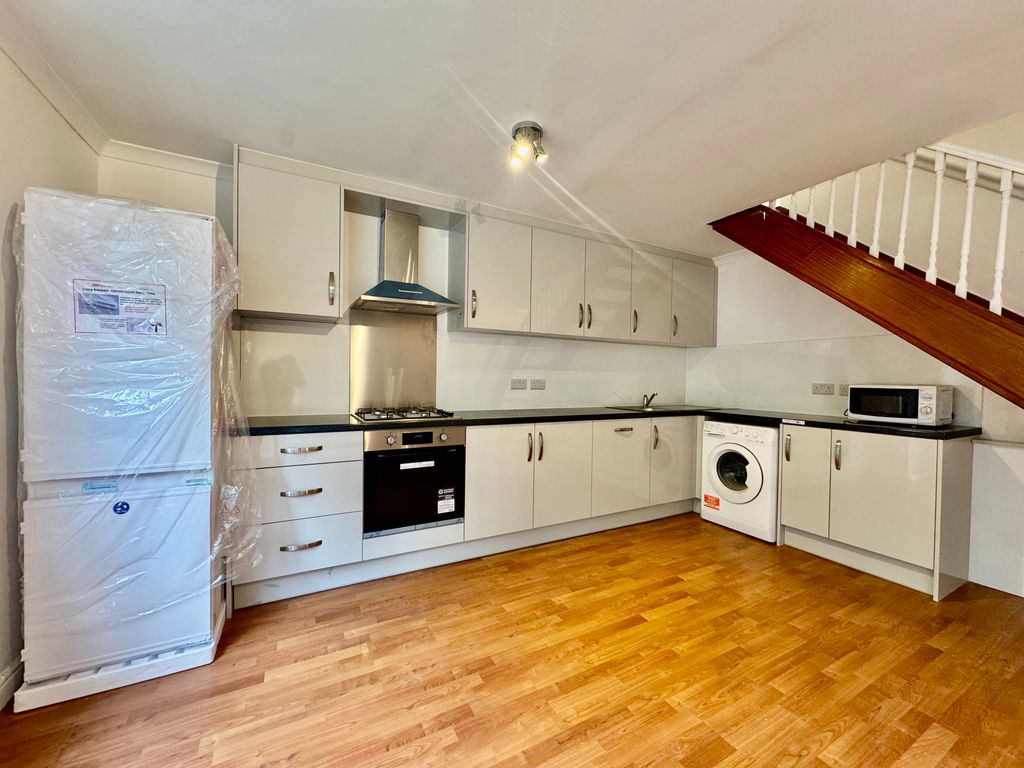 Property photo 3 of 23 3