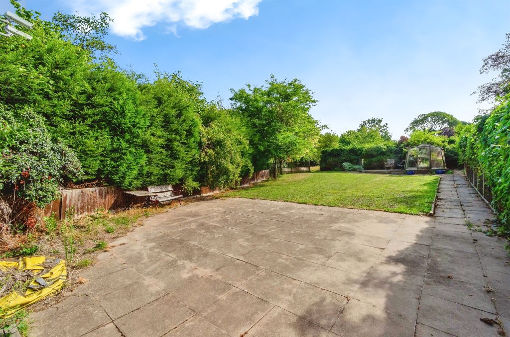 Property photo 3 of 20