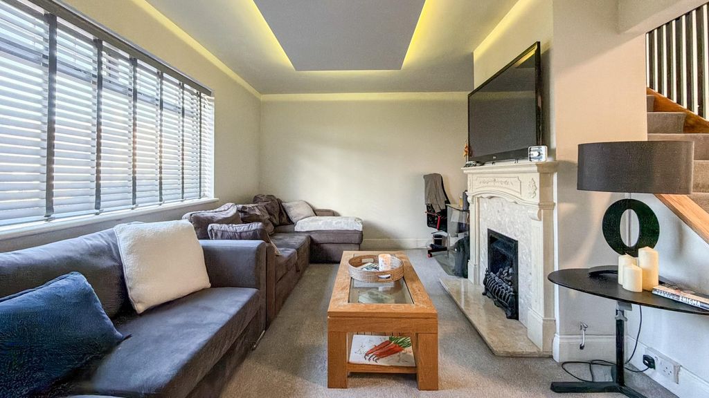 Property photo 3 of 15 Apc_6595.Jpg