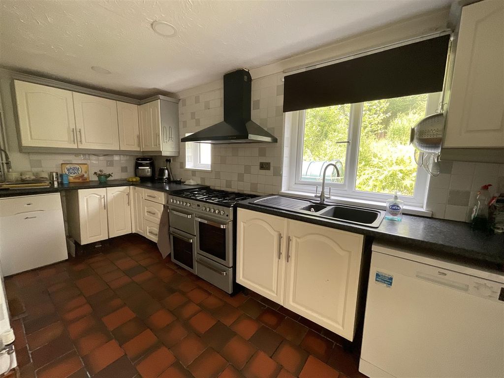 Property photo 3 of 32 Img_3897.Jpg