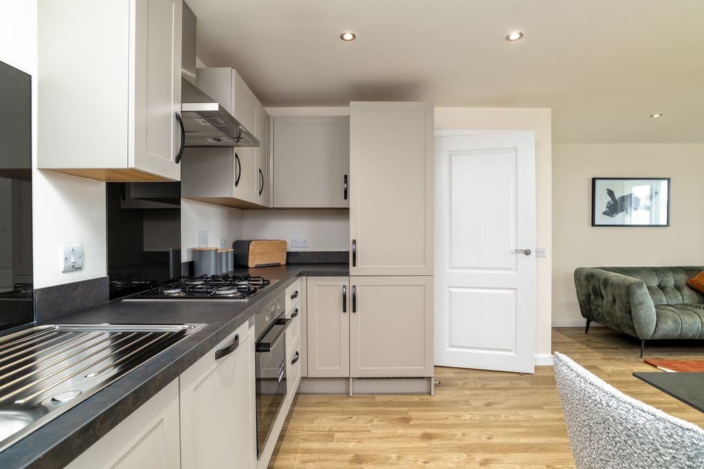 Property photo 3 of 10 Dev001602_Rch6_Westburn Gardens_Lennox_020924_022