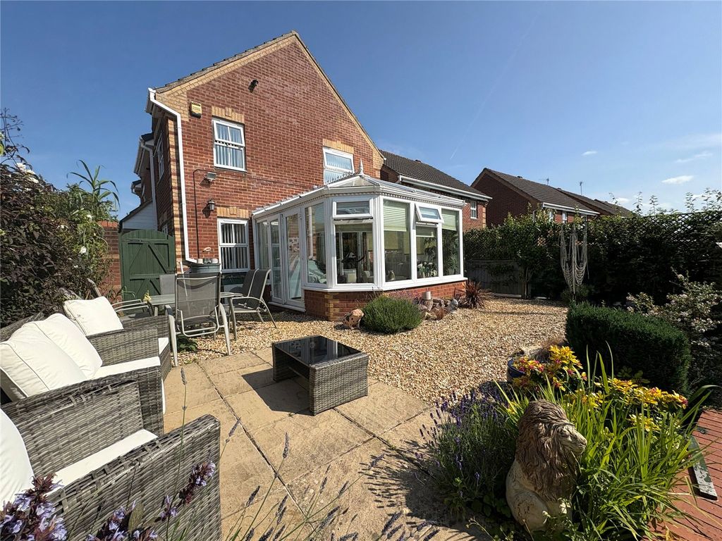 Property photo 2 of 15 Picture No. 10