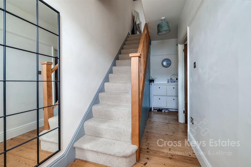 Property photo 2 of 24 Hallway