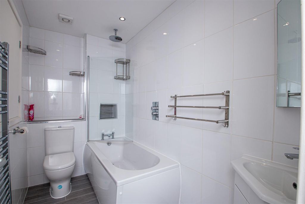 Property photo 3 of 11 22San_8.Jpg