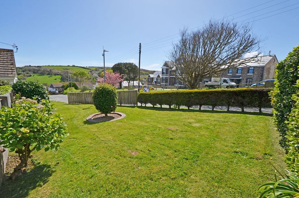 Property photo 3 of 30