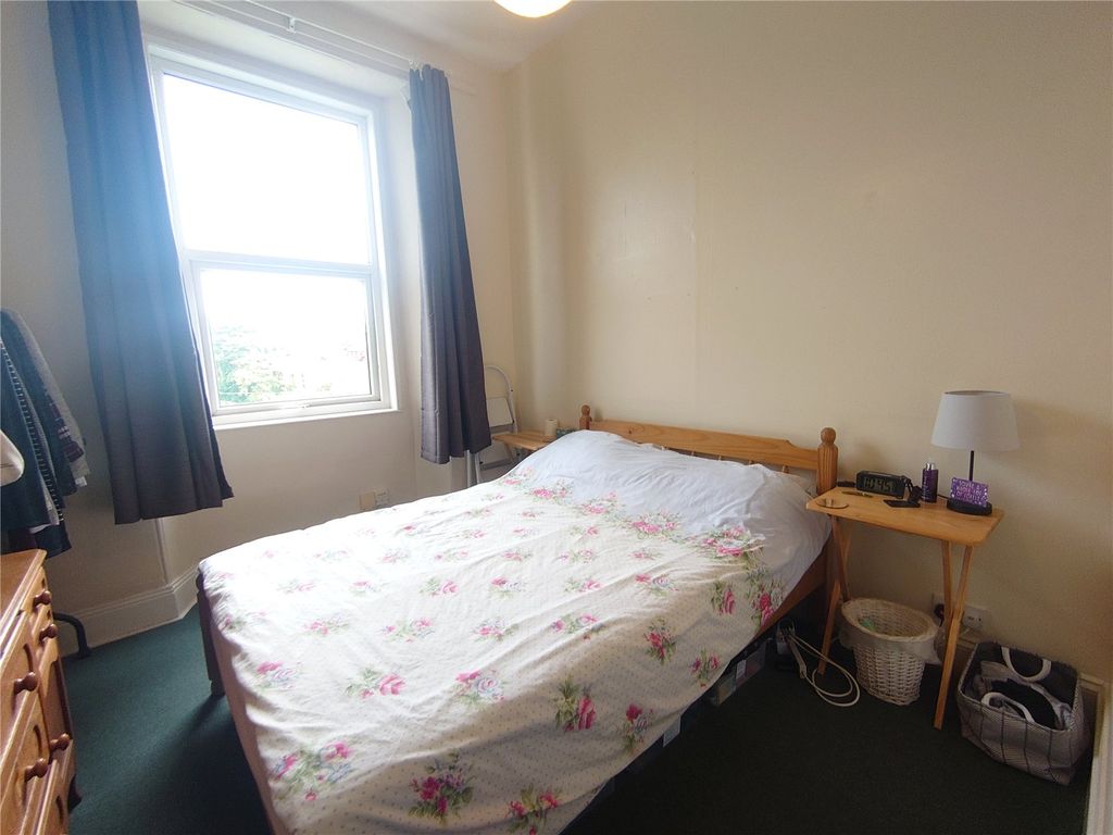 Property photo 3 of 13 Picture No. 02