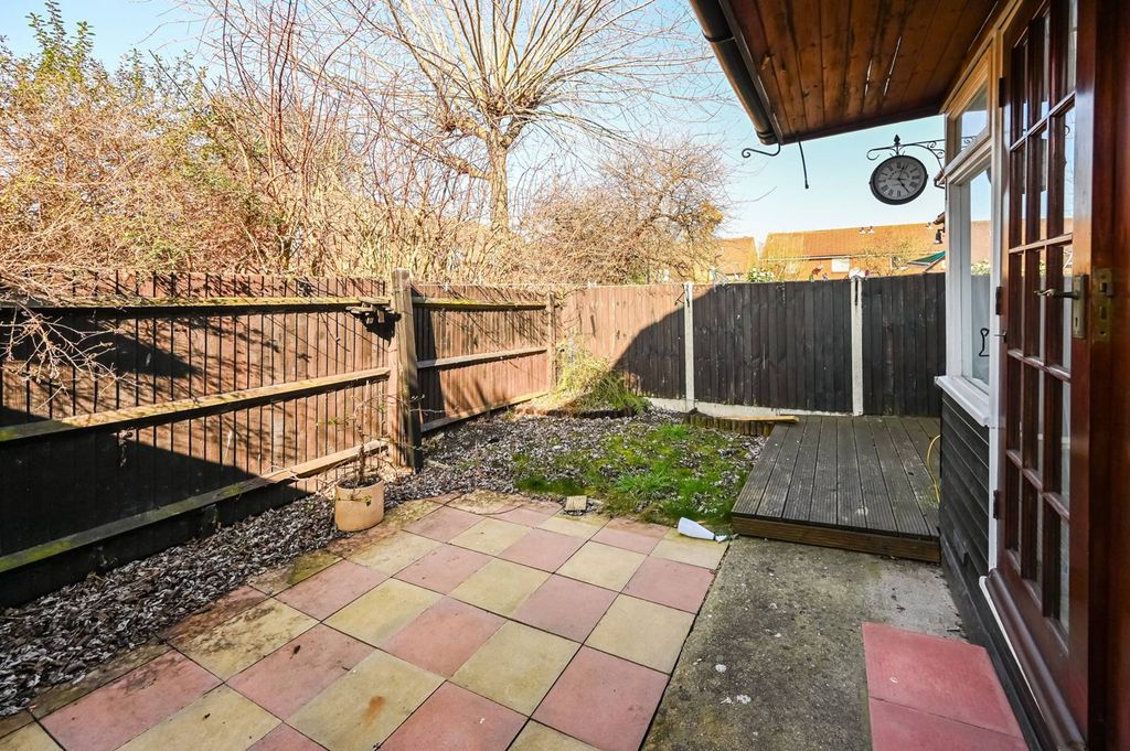 Property photo 3 of 17