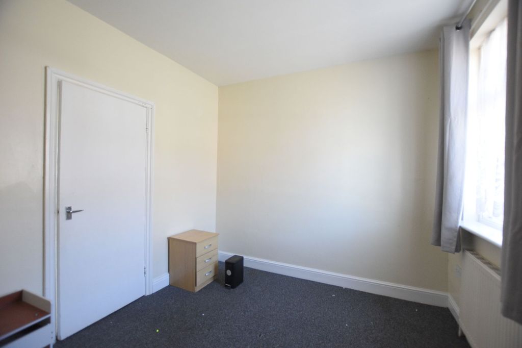 Property photo 2 of 3