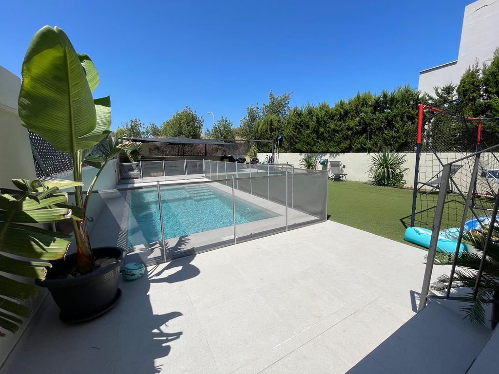 Property photo 1 of 19 P 82171 15.Jpg