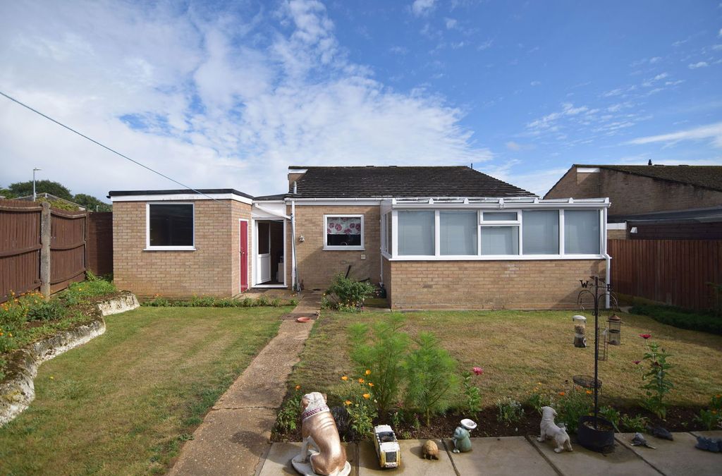 Property photo 3 of 13