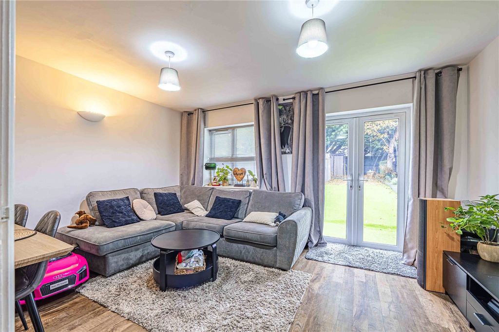 Property photo 2 of 14 Picture No. 28