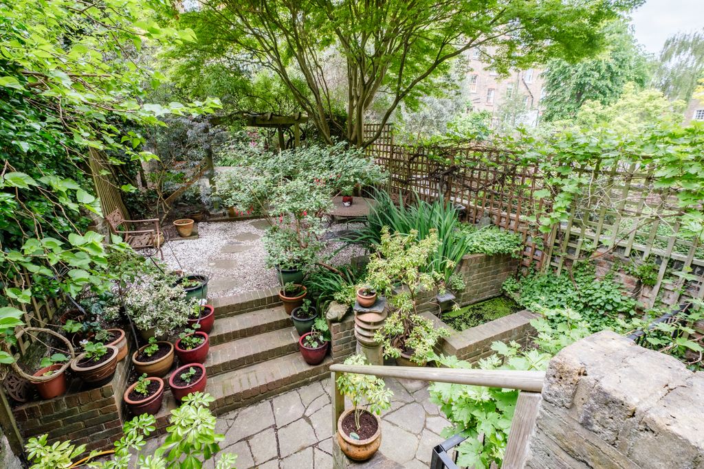 Property photo 3 of 15