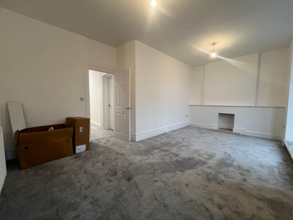 Additional image 9 of 2 bed flat to rentWindsor Terrace, Penarth CF64