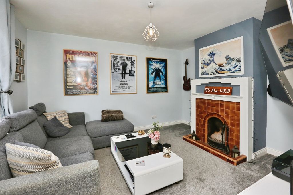 Property photo 2 of 13