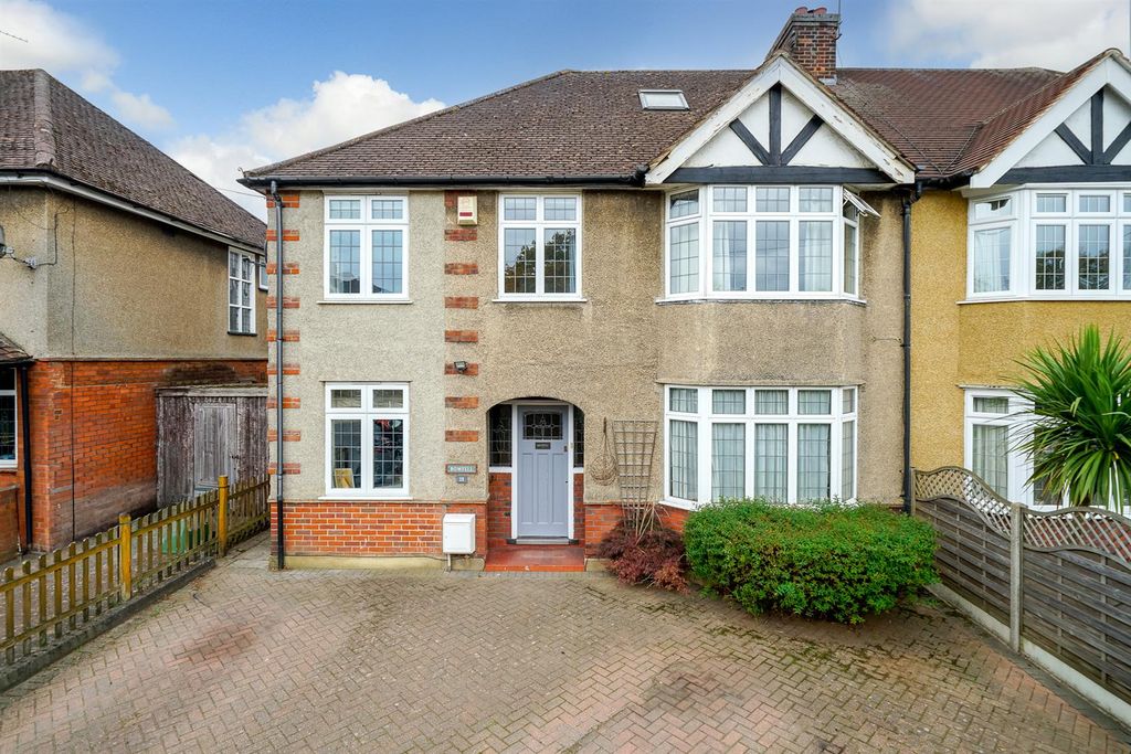 Property photo 1 of 33 Front