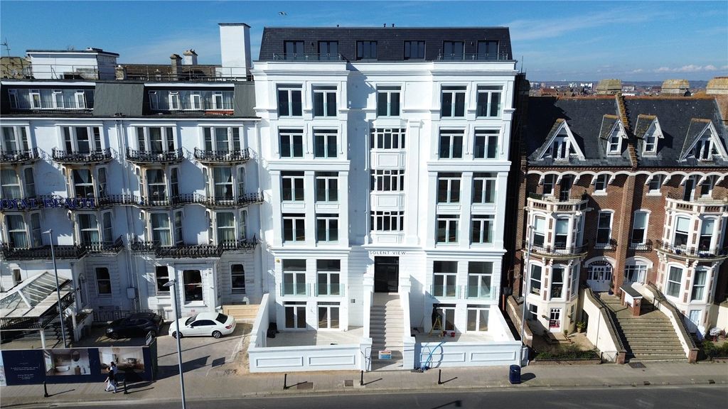 Property photo 1 of 7 Picture No. 09