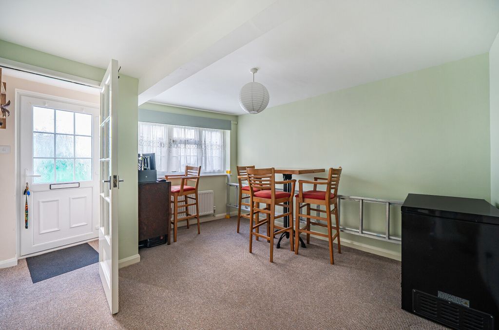 Property photo 3 of 18 Dining Room