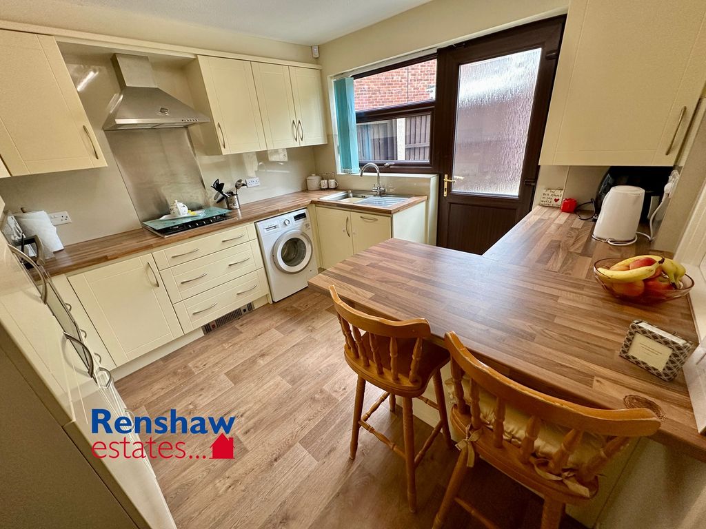 Property photo 3 of 16 K (1)