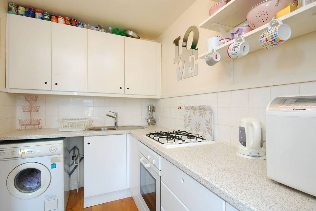 Property photo 3 of 7