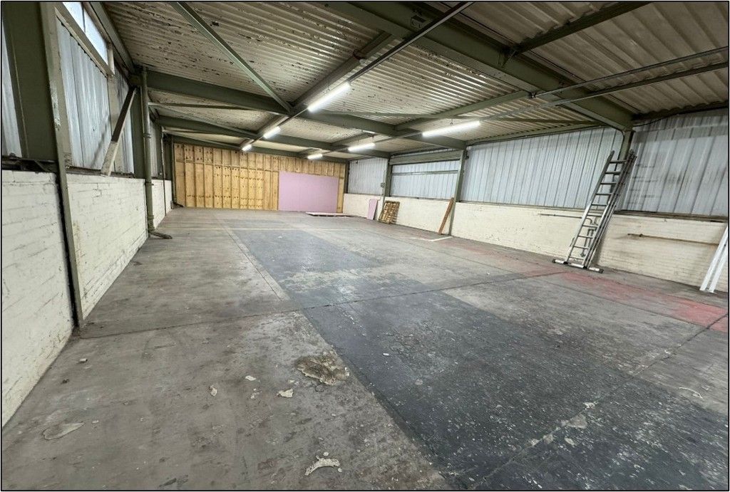 Property photo 3 of 6 Photo 8