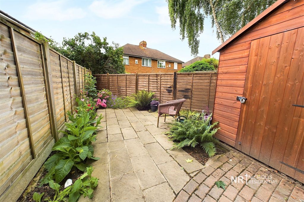 Property photo 2 of 12 Garden Extra Photo