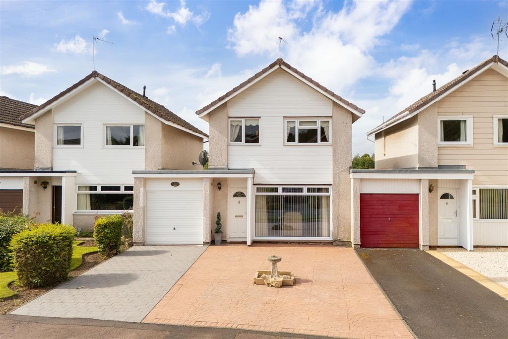 Property photo 1 of 17 28_Broomlea-02.Jpg