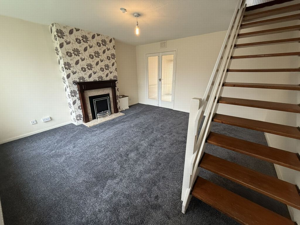 Property photo 2 of 7 Lounge