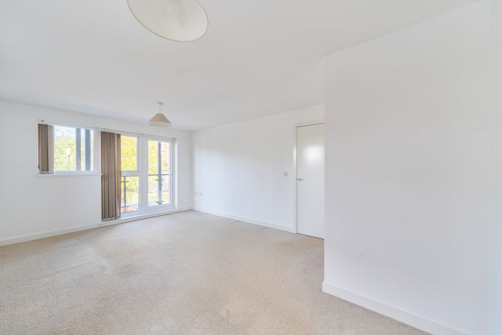 Property photo 3 of 11 Gallery
