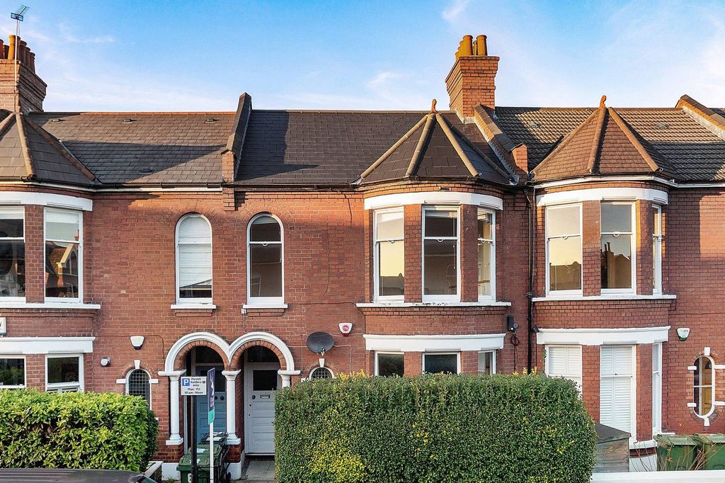 Property photo 1 of 13