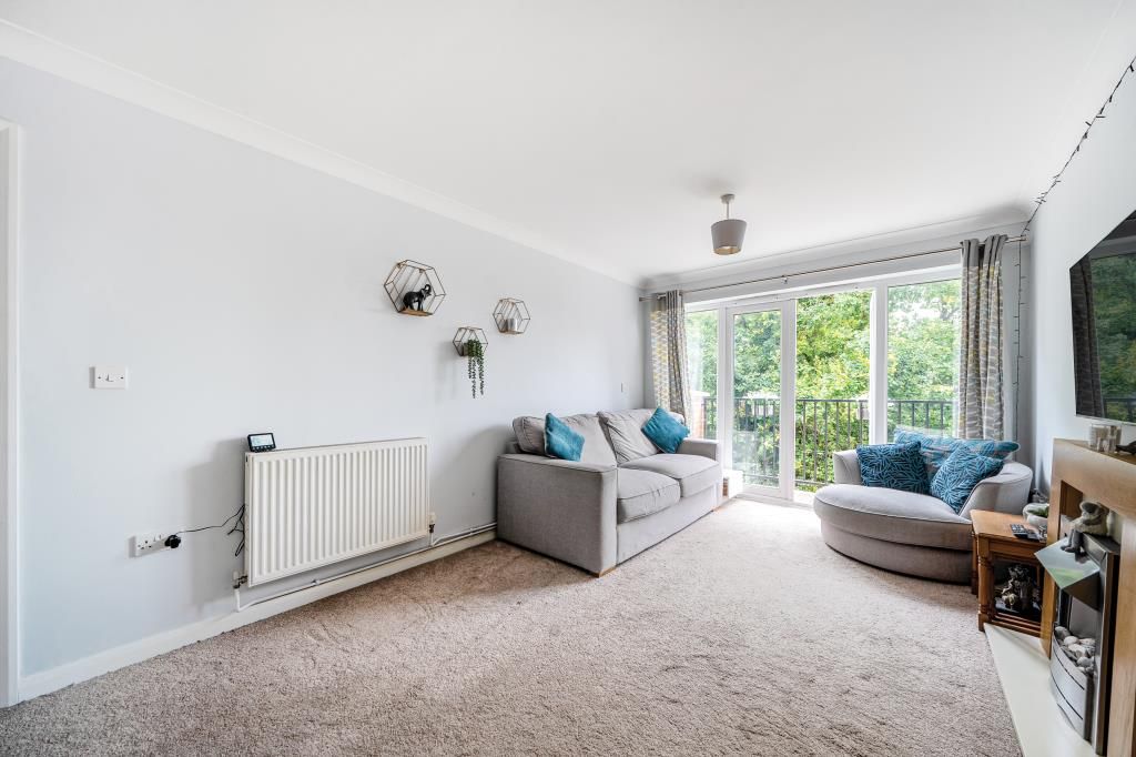 Property photo 3 of 20 Living Room