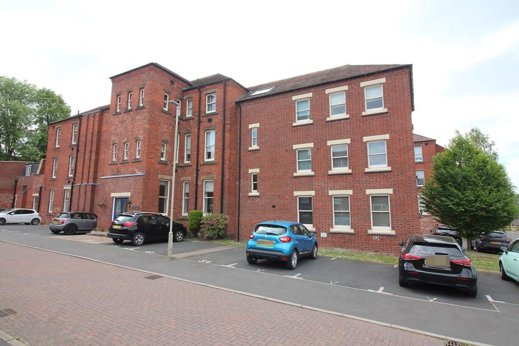 Property photo 2 of 14