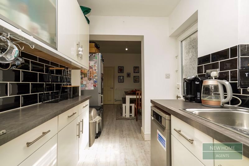 Property photo 3 of 14 Photo 12