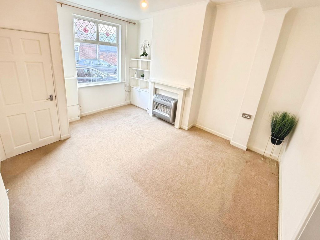 Property photo 2 of 19 Picture No. 15