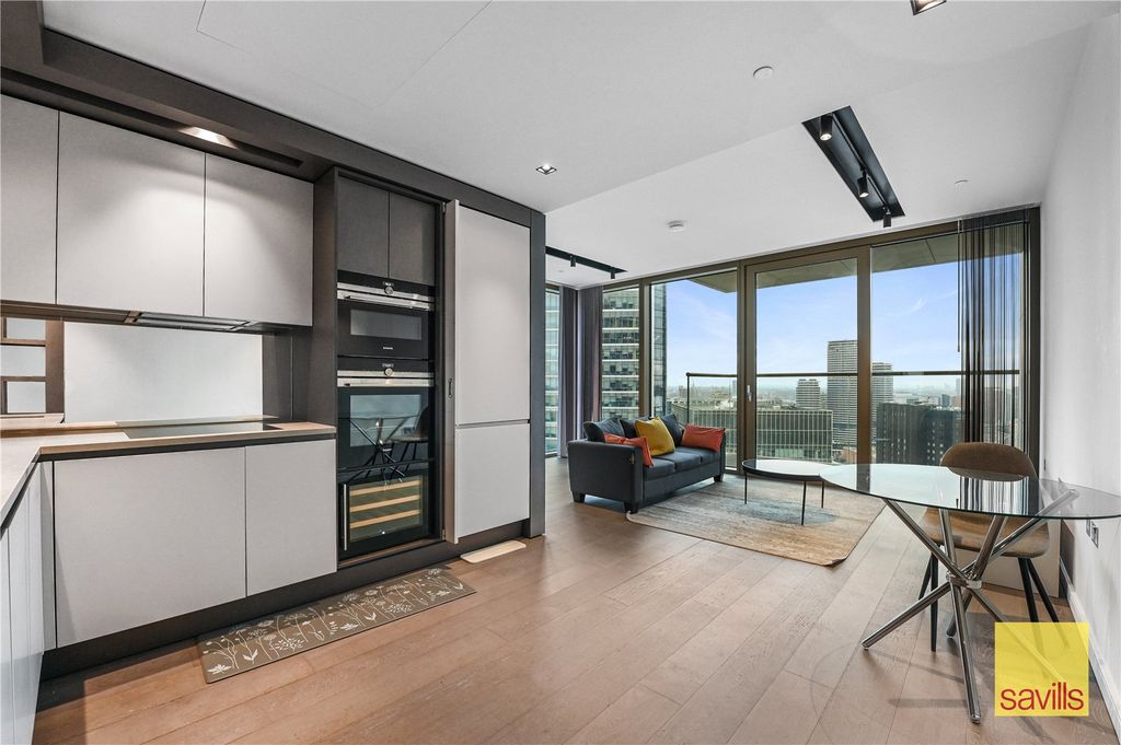 Property photo 2 of 18 Kitchen Area