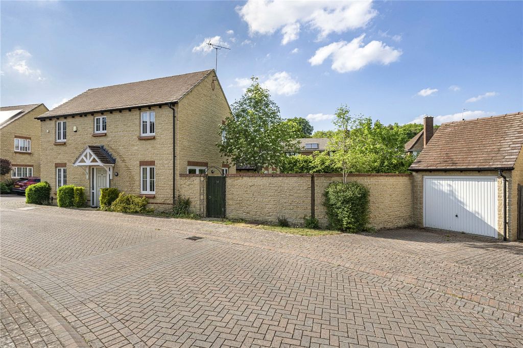 Property photo 1 of 17 Picture No. 14