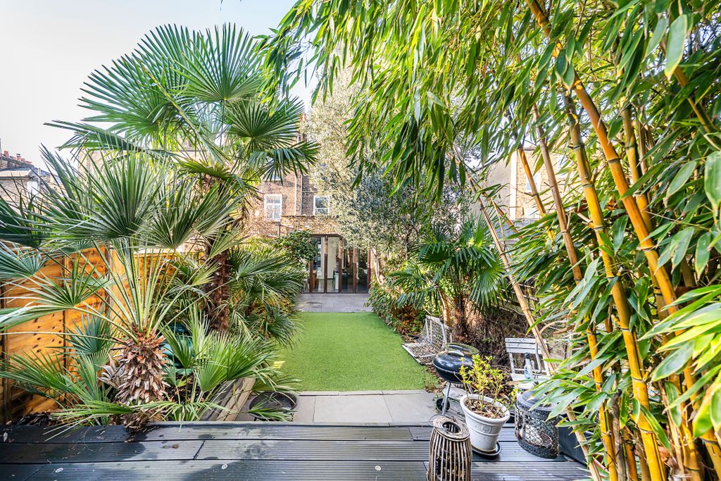 Property photo 3 of 41