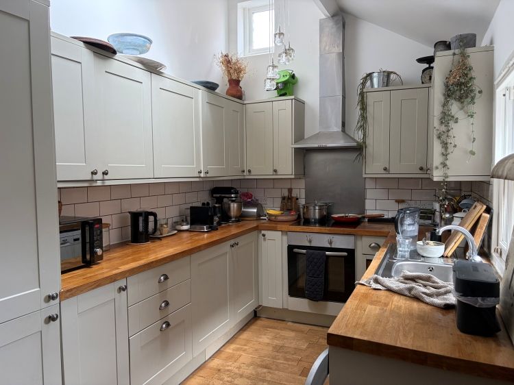 Property photo 2 of 5 167 3