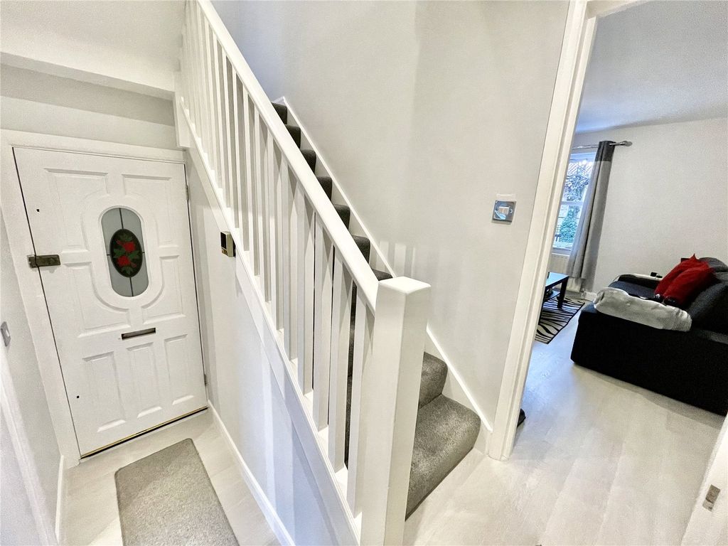 Property photo 2 of 7 Picture No. 09