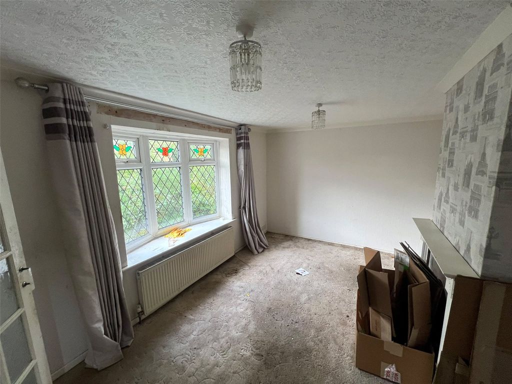 Property photo 2 of 15 Picture No. 23