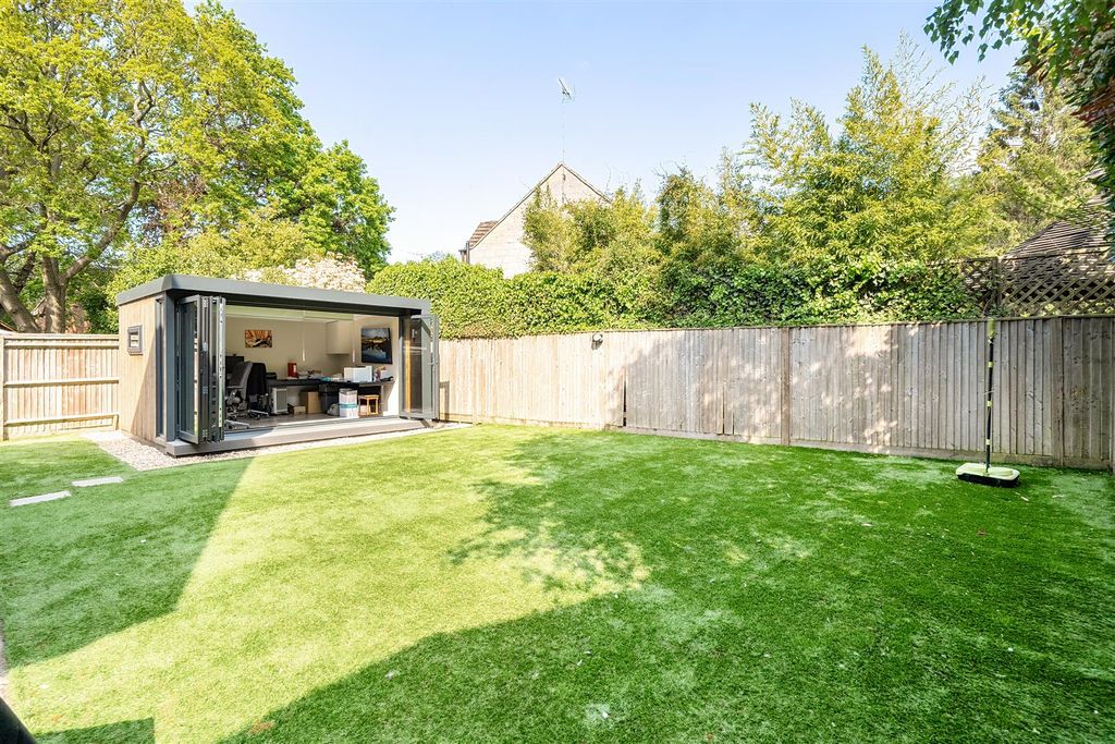 Additional image 20 of 4 bed detached house for saleOak Apples Drive, Crowthorne, Berkshire RG45