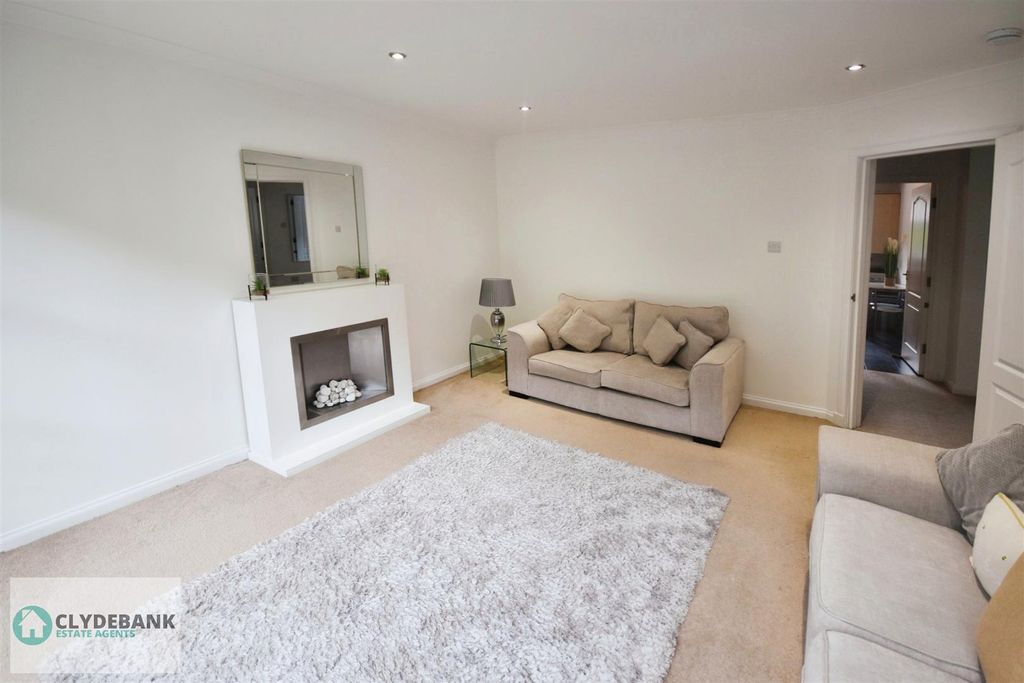 Property photo 3 of 12 3