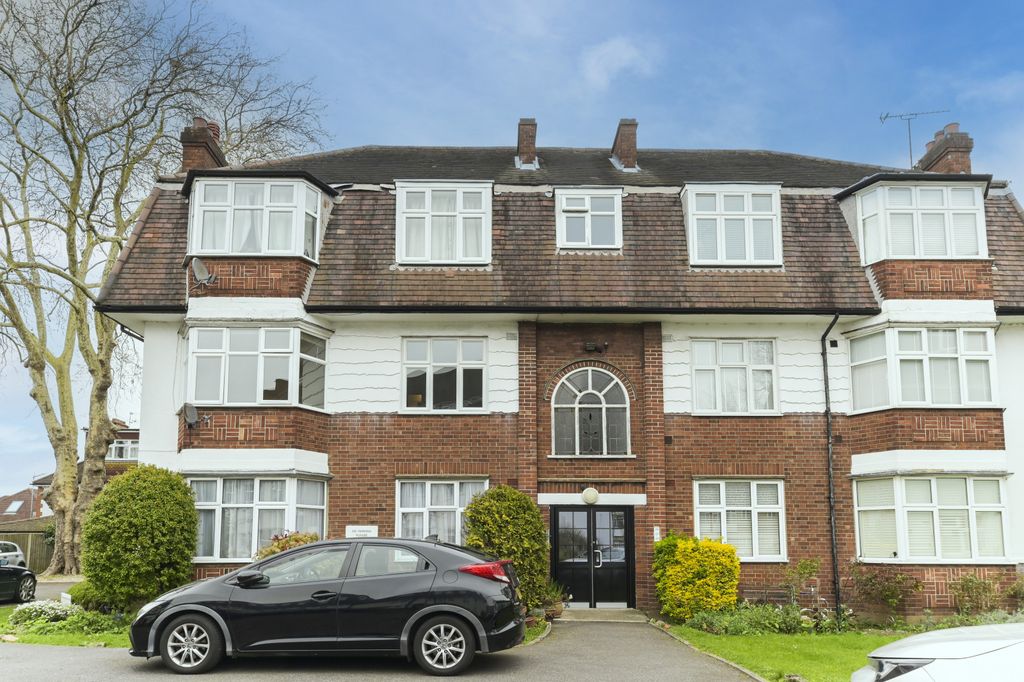 Property photo 1 of 15 Sherwood Hall East End Road East Finchley N2 0Ta